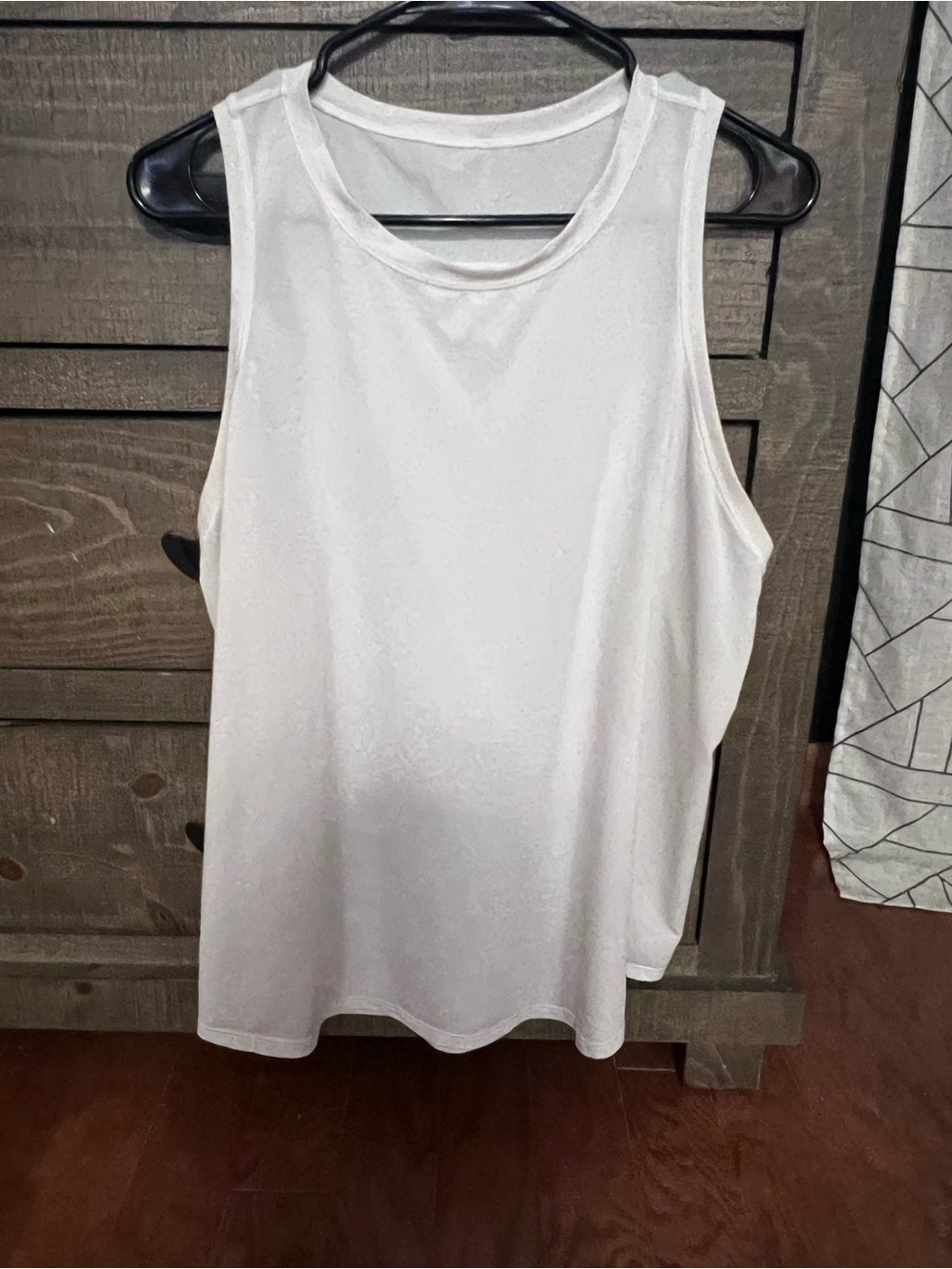 Lululemon Women's White Tank Top